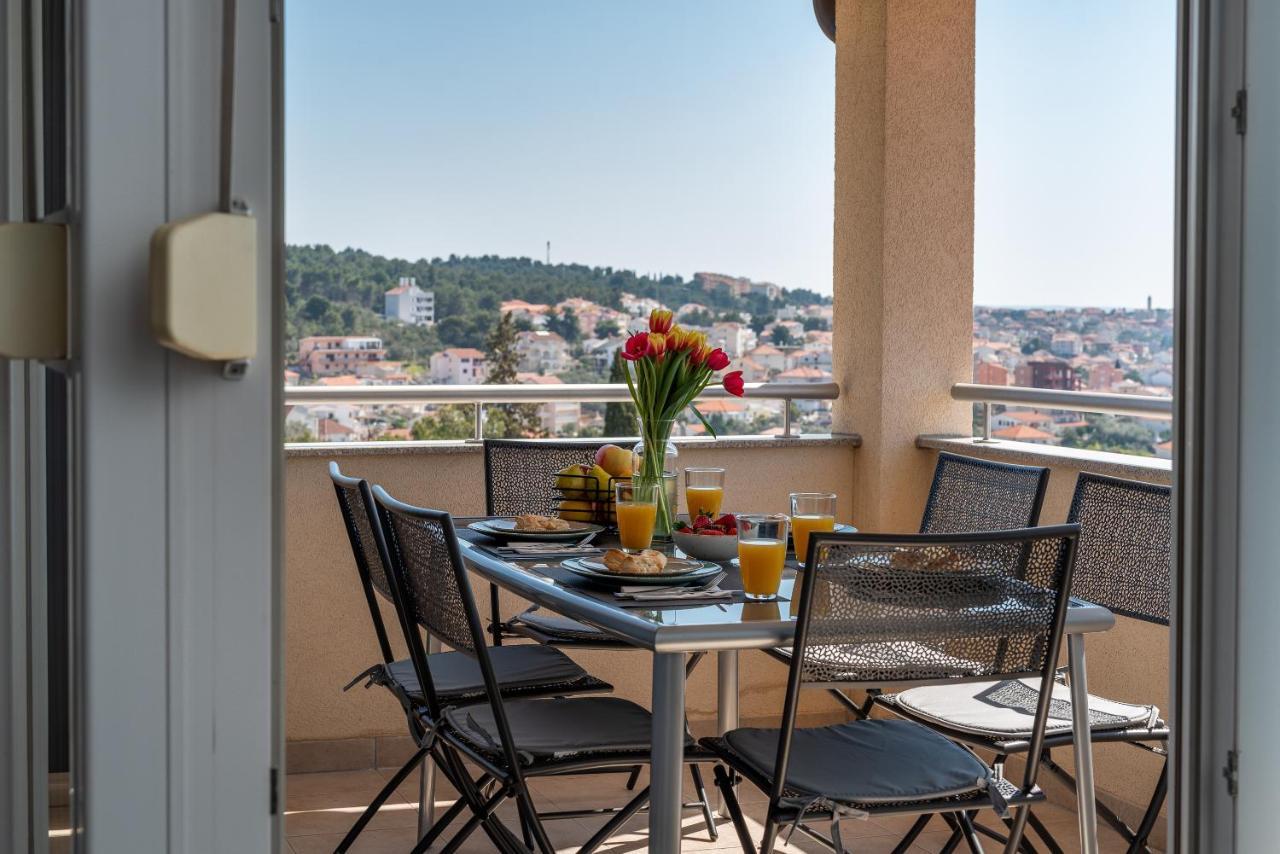 Apartment No. 8 Трогир Экстерьер фото